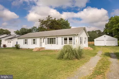 304 Calvin Dr, Salisbury, MD 21804