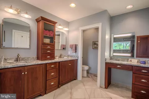 Bath - 619 Ridge Rd, Salisbury, MD 21801 photo 4 of 6