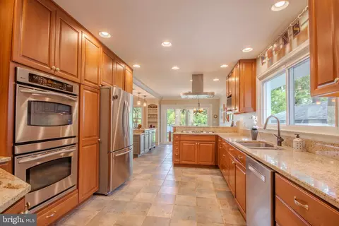 Kitchen - 619 Ridge Rd, Salisbury, MD 21801 photo 2 of 5