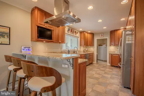 Kitchen - 619 Ridge Rd, Salisbury, MD 21801 photo 3 of 5