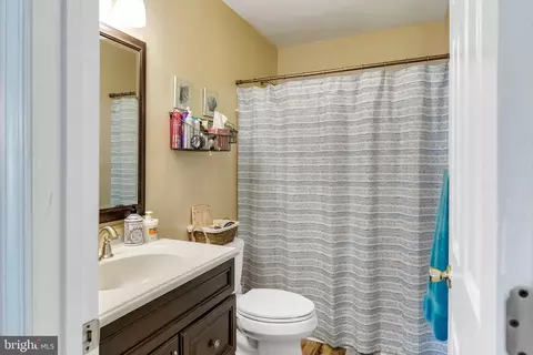 Bath - 6185 Trails End Ct, Salisbury, MD 21801 photo 5 of 5
