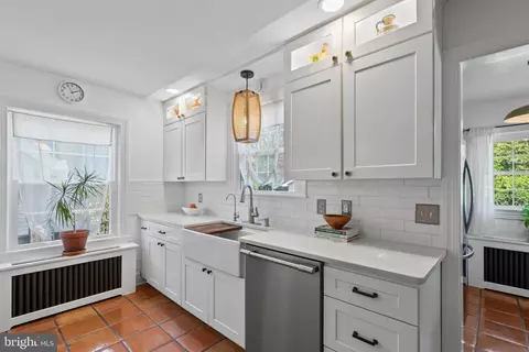 Kitchen - 427 Druid Hill Ave, Salisbury, MD 21801 photo 4 of 7