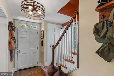 Entry Way - 427 Druid Hill Ave, Salisbury, MD 21801 photo 1 of 9