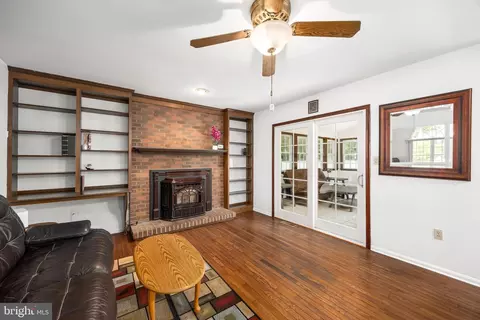 Living - 1106 Resden Run, Salisbury, MD 21804 photo 2 of 3