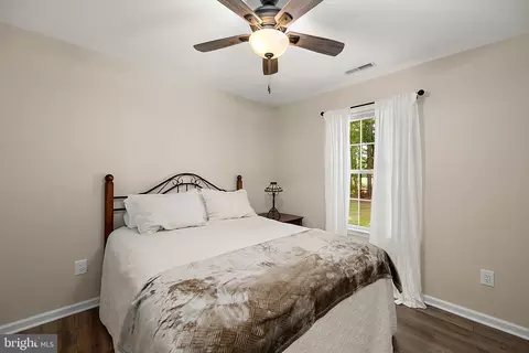 Bedroom - 32183 Melson Rd, Delmar, MD 21875 photo 4 of 7