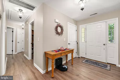 Entry Way - 32183 Melson Rd, Delmar, MD 21875 photo 5 of 6