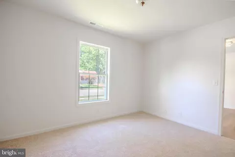 Bedroom - 811 Springfield Cir, Salisbury, MD 21804 photo 2 of 6