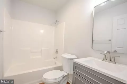 Bath - 811 Springfield Cir, Salisbury, MD 21804 photo 1 of 1
