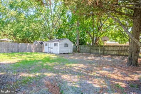 Exterior - 811 Springfield Cir, Salisbury, MD 21804 photo 5 of 7
