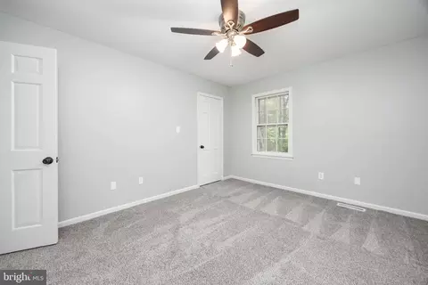 Bedroom - 3889 Five Friars Rd, Salisbury, MD 21804 photo 4 of 5