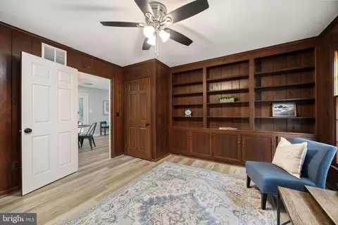 Entry Way - 3889 Five Friars Rd, Salisbury, MD 21804 photo 12 of 15