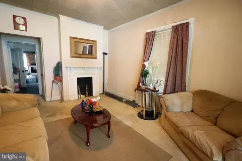 Entry Way - 315 Park Ave, Salisbury, MD 21801 photo 4 of 12