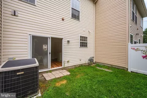 Exterior - 1006 Meadow View Dr, Salisbury, MD 21804 photo 8 of 10