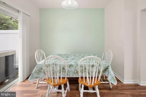 Dining - 1006 Meadow View Dr, Salisbury, MD 21804 photo 1 of 2