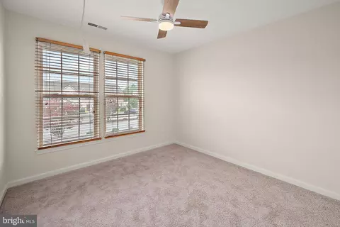 Bedroom - 1006 Meadow View Dr, Salisbury, MD 21804 photo 5 of 7