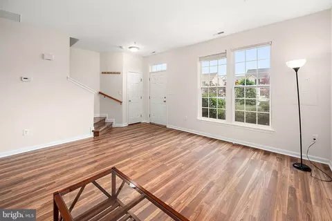 Living - 1006 Meadow View Dr, Salisbury, MD 21804 photo 3 of 4