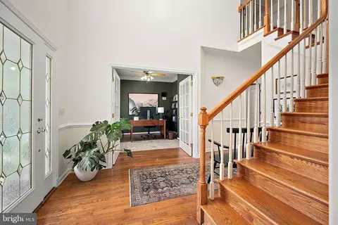 Entry Way - 25343 Club Cir, Quantico, MD 21856 photo 3 of 9
