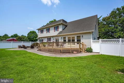 Exterior - 25343 Club Cir, Quantico, MD 21856 photo 4 of 30