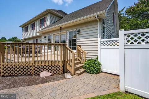 Exterior - 25343 Club Cir, Quantico, MD 21856 photo 5 of 30
