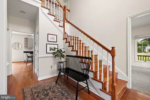 Entry Way - 25343 Club Cir, Quantico, MD 21856 photo 5 of 9