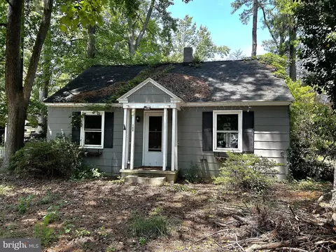 106 Camden Ave, Fruitland, MD 21826