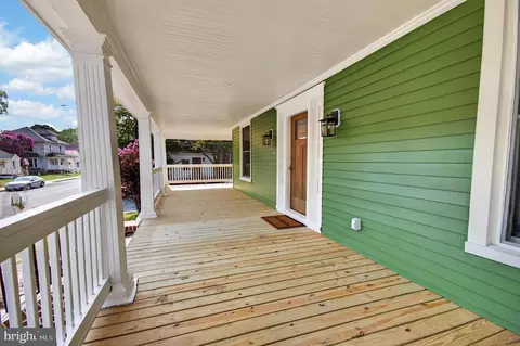 Exterior - 401 E Pine St, Delmar, MD 21875 photo 4 of 7