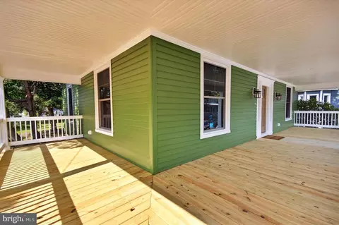 Exterior - 401 E Pine St, Delmar, MD 21875 photo 5 of 7
