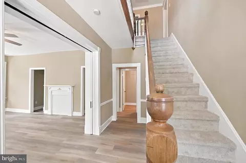 Entry Way - 312 Park Ave, Salisbury, MD 21801 photo 1 of 4