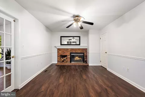 Living - 1104 Calebs Way, Salisbury, MD 21804 photo 3 of 4