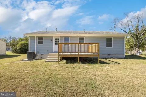 Exterior - 813 Price Rd, Salisbury, MD 21801 photo 1 of 5