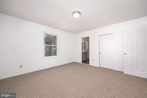 Bedroom - 813 Price Rd, Salisbury, MD 21801 photo 9 of 10
