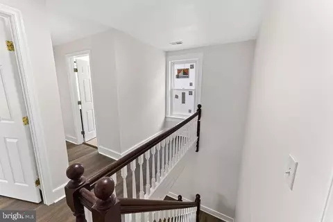 Entry Way - 307 Newton St, Salisbury, MD 21801 photo 8 of 16