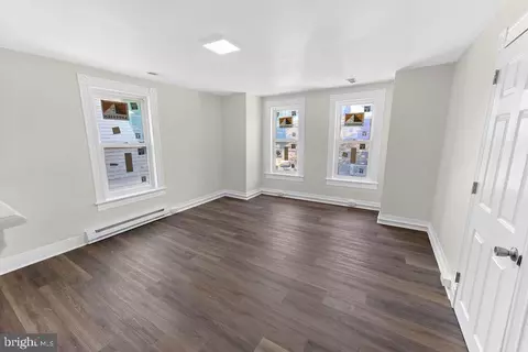 Living - 307 Newton St, Salisbury, MD 21801 photo 2 of 2