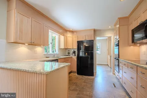 Kitchen - 420 Indian, Salisbury, MD 21801 photo 1 of 3