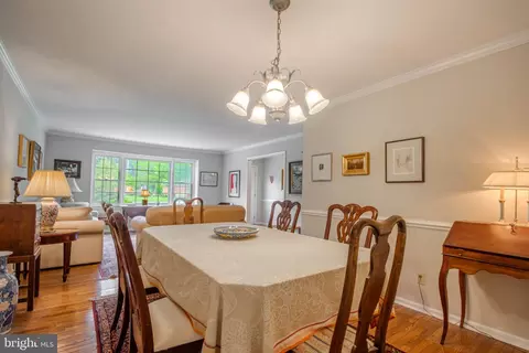 Dining - 420 Indian, Salisbury, MD 21801 photo 1 of 2
