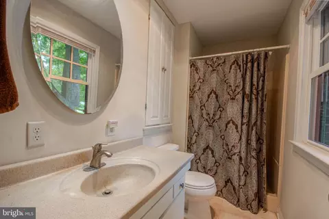 Bath - 420 Indian, Salisbury, MD 21801 photo 1 of 2