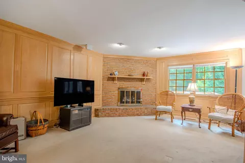 Living - 420 Indian, Salisbury, MD 21801 photo 1 of 5