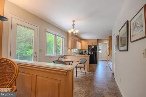 Entry Way - 420 Indian, Salisbury, MD 21801 photo 2 of 2