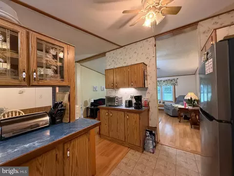 Kitchen - 23358 Capitola Rd, Tyaskin, MD 21865 photo 2 of 5