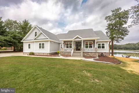 1720 Riverside Dr, Salisbury, MD 21801