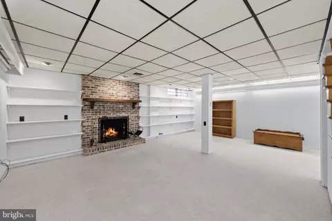 Living - 602 Crestview Ln, Salisbury, MD 21801 photo 2 of 3