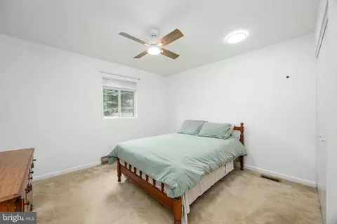 Bedroom - 1803 S Mill Dr, Salisbury, MD 21804 photo 4 of 8