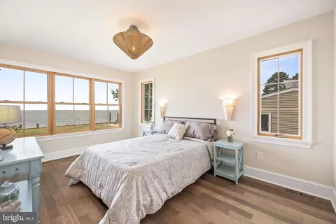 Bedroom - 20401 Nanticoke Dr, Nanticoke, MD 21840 photo 1 of 11