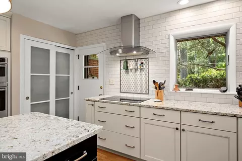 Kitchen - 611 Twin Tree Rd, Salisbury, MD 21801 photo 5 of 6