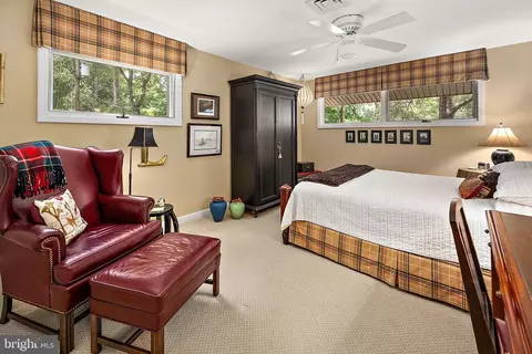 Bedroom - 611 Twin Tree Rd, Salisbury, MD 21801 photo 6 of 8