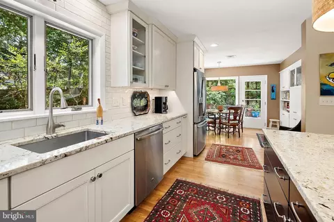 Kitchen - 611 Twin Tree Rd, Salisbury, MD 21801 photo 6 of 6