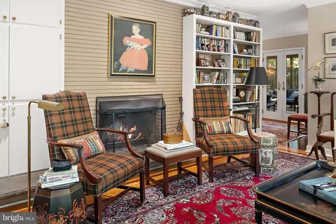 Living - 611 Twin Tree Rd, Salisbury, MD 21801 photo 1 of 5