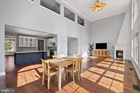 Living - 3431 Redden Ferry Rd, Eden, MD 21822 photo 3 of 5