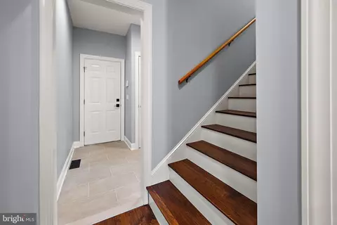 Entry Way - 3431 Redden Ferry Rd, Eden, MD 21822 photo 3 of 6