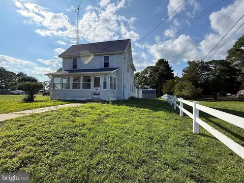 806 Church St, Sharptown, MD 21861
